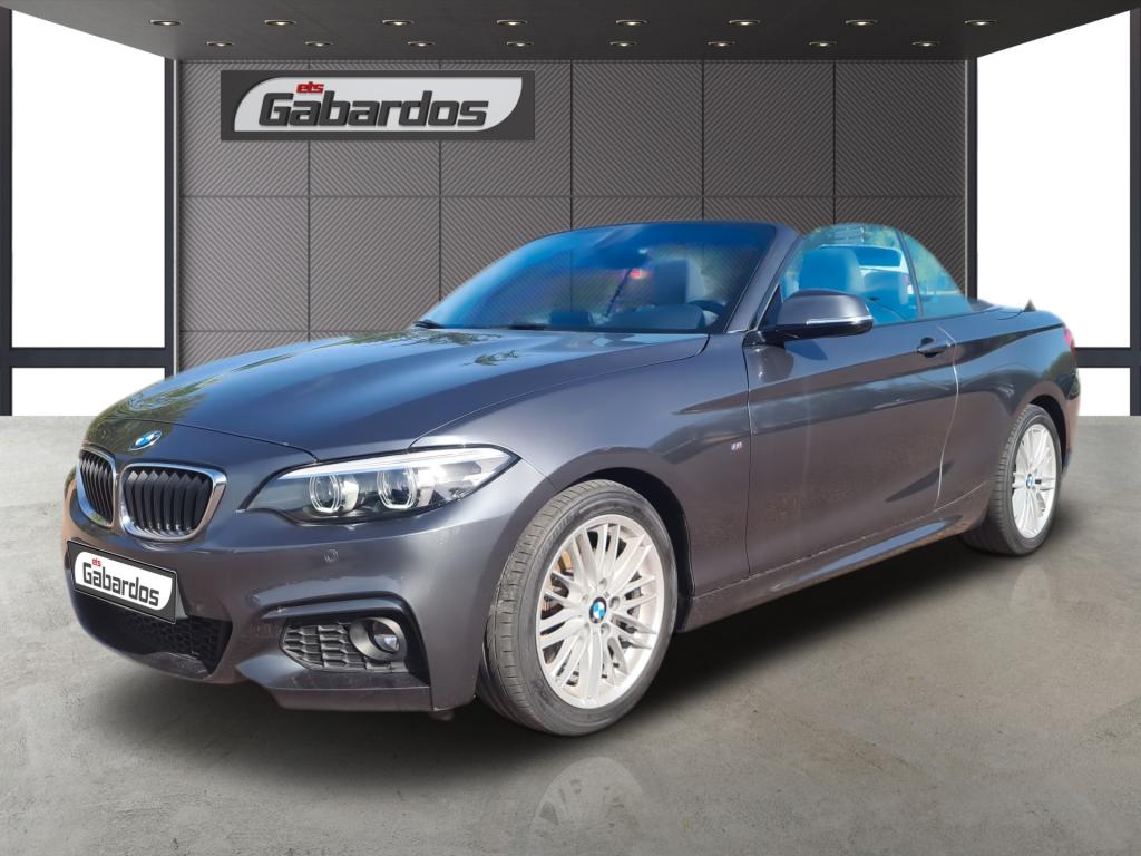 Découvrez le véhicule SERIE 2 CABRIOLET